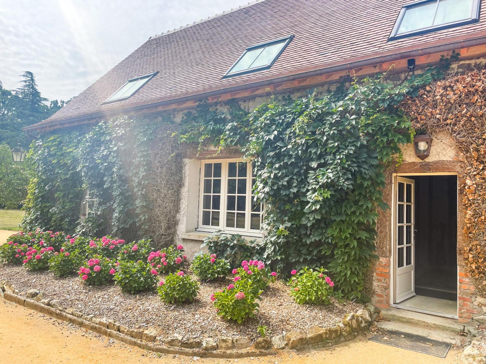 Domaine De Charnay - Charme Et Confort Dans Un Environnement D'Exception Vierzon Zewnętrze zdjęcie