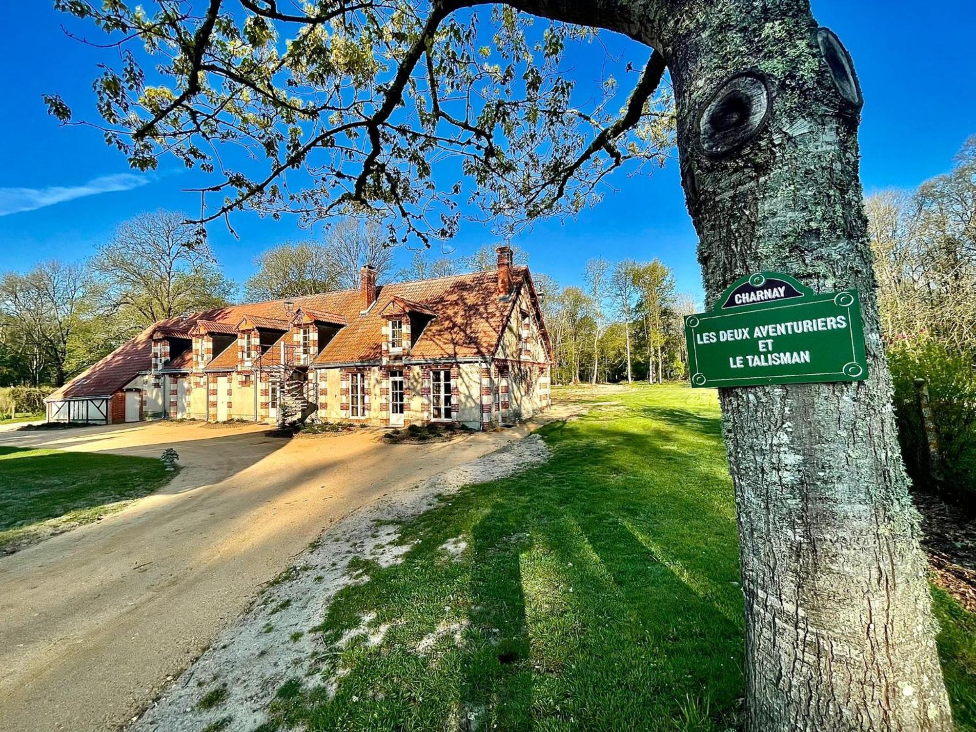 Domaine De Charnay - Charme Et Confort Dans Un Environnement D'Exception Vierzon Zewnętrze zdjęcie